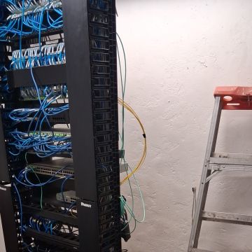Electricos montoya - Arenas de San Pedro - Instalación de cajas de fusibles