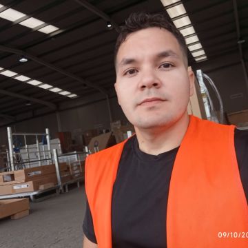 camilo enriquez - Torrevieja - Montagem de Equipamento Desportivo