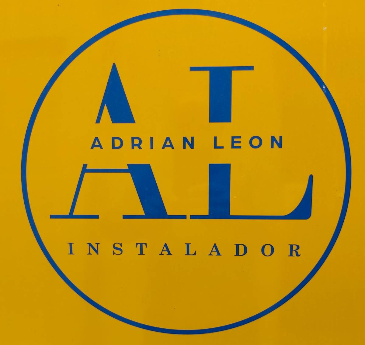 Adrian Leon Jimenez. - Elche/Elx - Pool Table Assembly