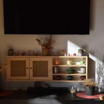 Pau - Barcelona - Entertainment Center or TV Stand Assembly