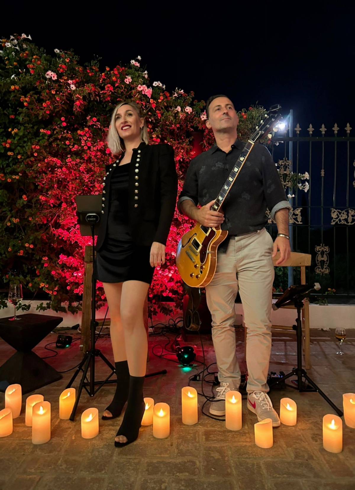 Mai Rojo & Jesus Maestre - Sevilla - Cantantes
