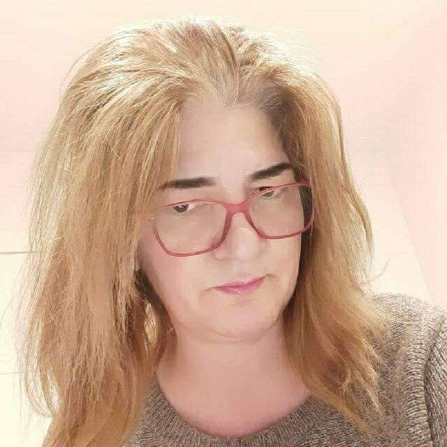 Veronica Craciun - Madrid - Roofing