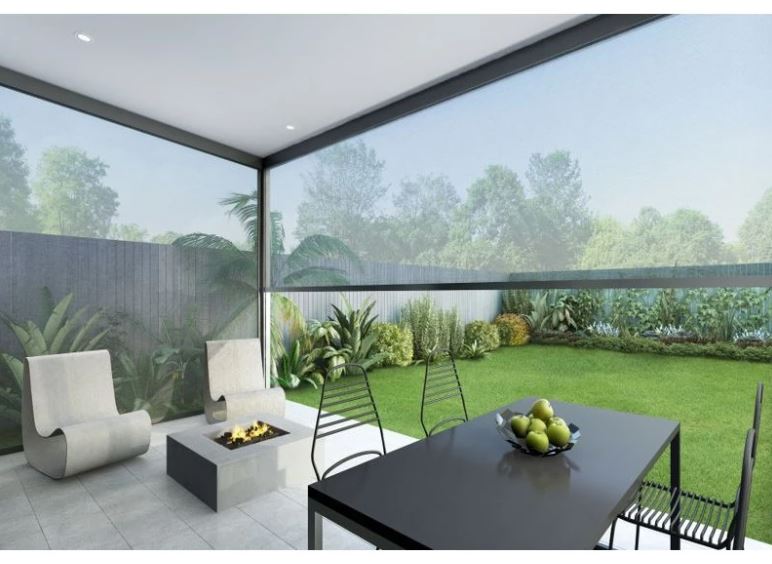 Carlos - Barcelona - Window Blinds Repair