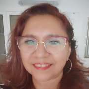 mi nombre es Surima Vela. 54 años, Venezolana, seria, responsable, puntual, buena presencia, sociable, con estudios universitarios. con muchos deseos - L'Hospitalet de Llobregat - Window Blinds Cleaning
