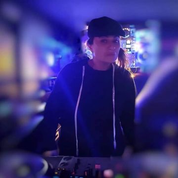 Jorgina Roca - Castelldefels - DJ para fiesta Quinceañera