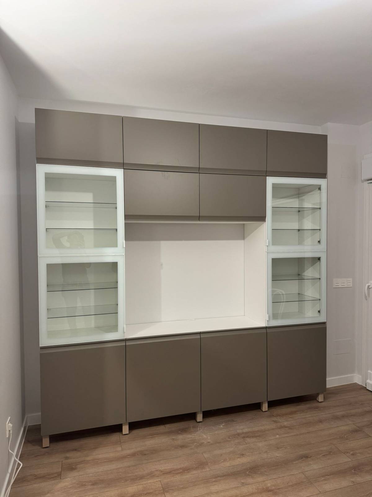 Manuel Lopez - Madrid - Montaje de muebles