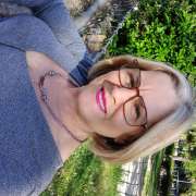Isabel - Madrid - Deep or Spring Cleaning
