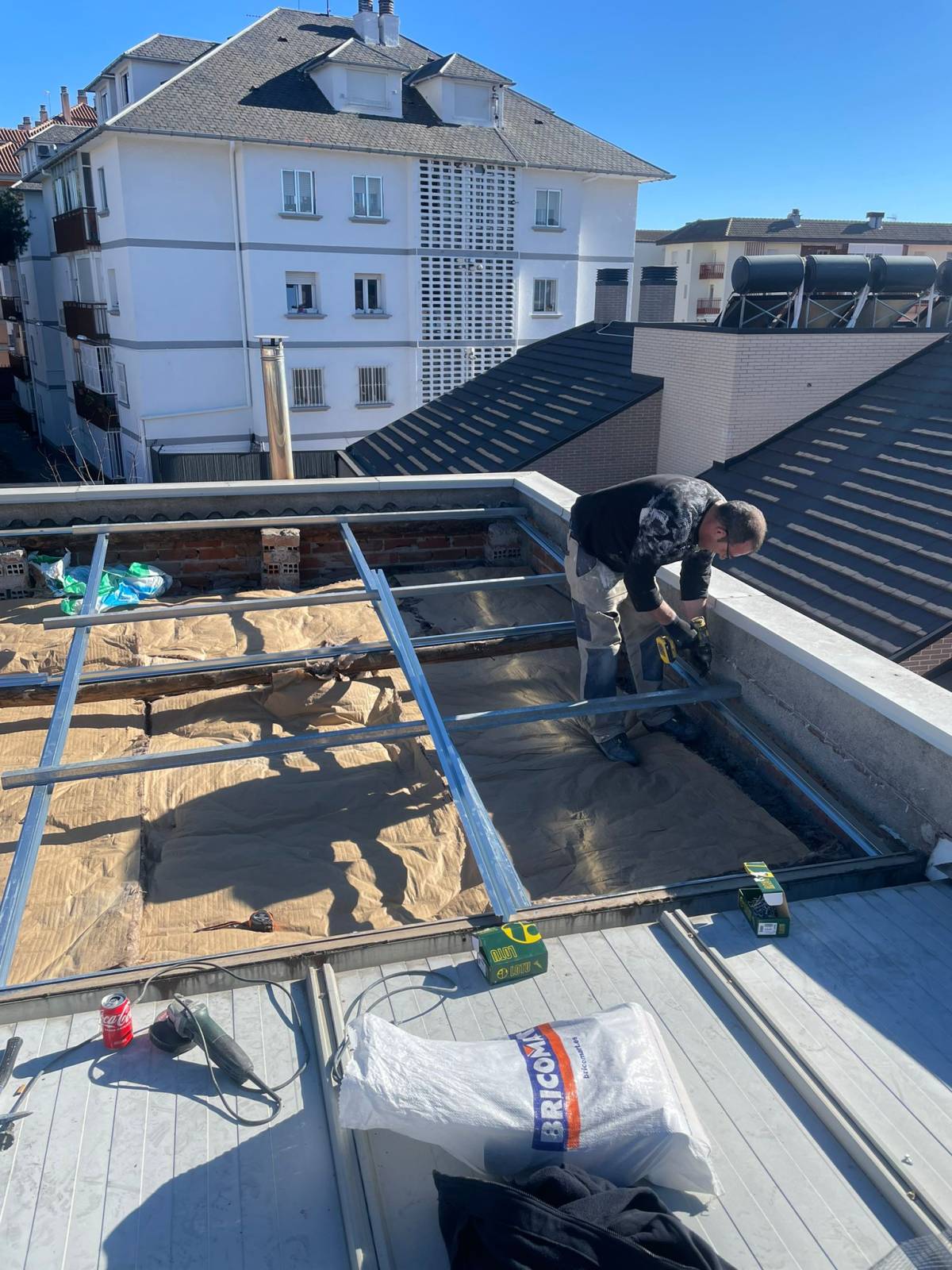 Aitv muñoz sl - Madrid - Instalación o reemplazo de tejados