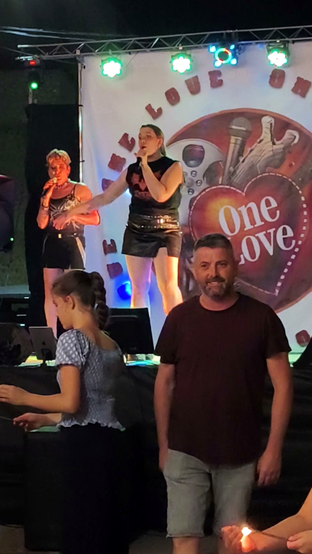 Grupo One Love - Vinaròs - DJ para Festas e Eventos