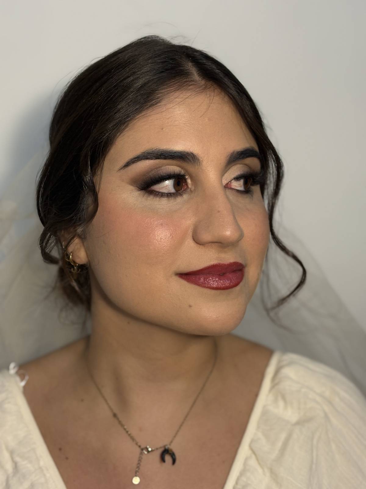 Coral Andres - Valencia - Peluqueros y maquilladores