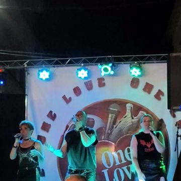 Grupo One Love - Vinaròs - Cantor para Casamentos