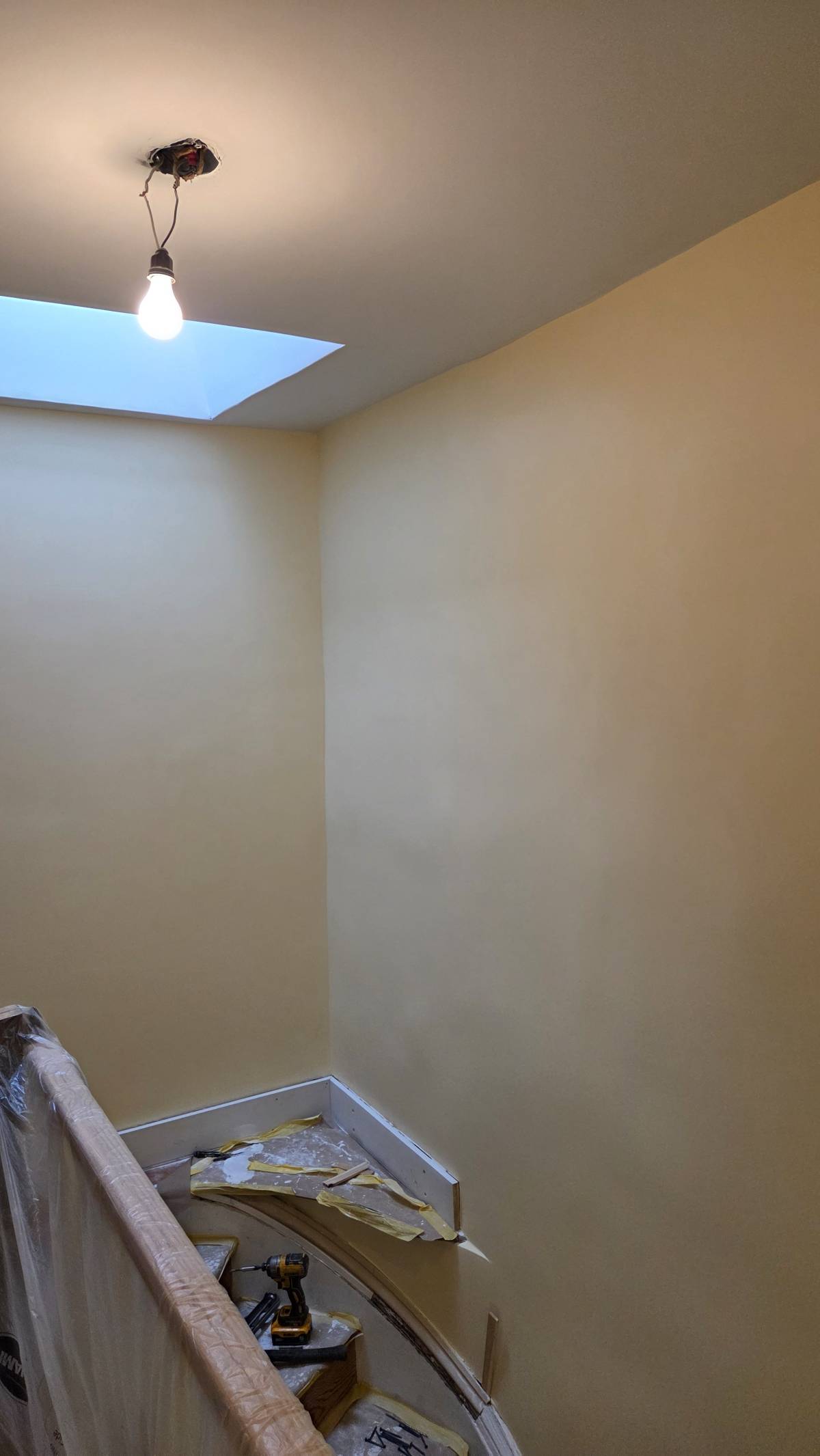 ARA2 PAINTING - L'Hospitalet de Llobregat - Adición de pared interior