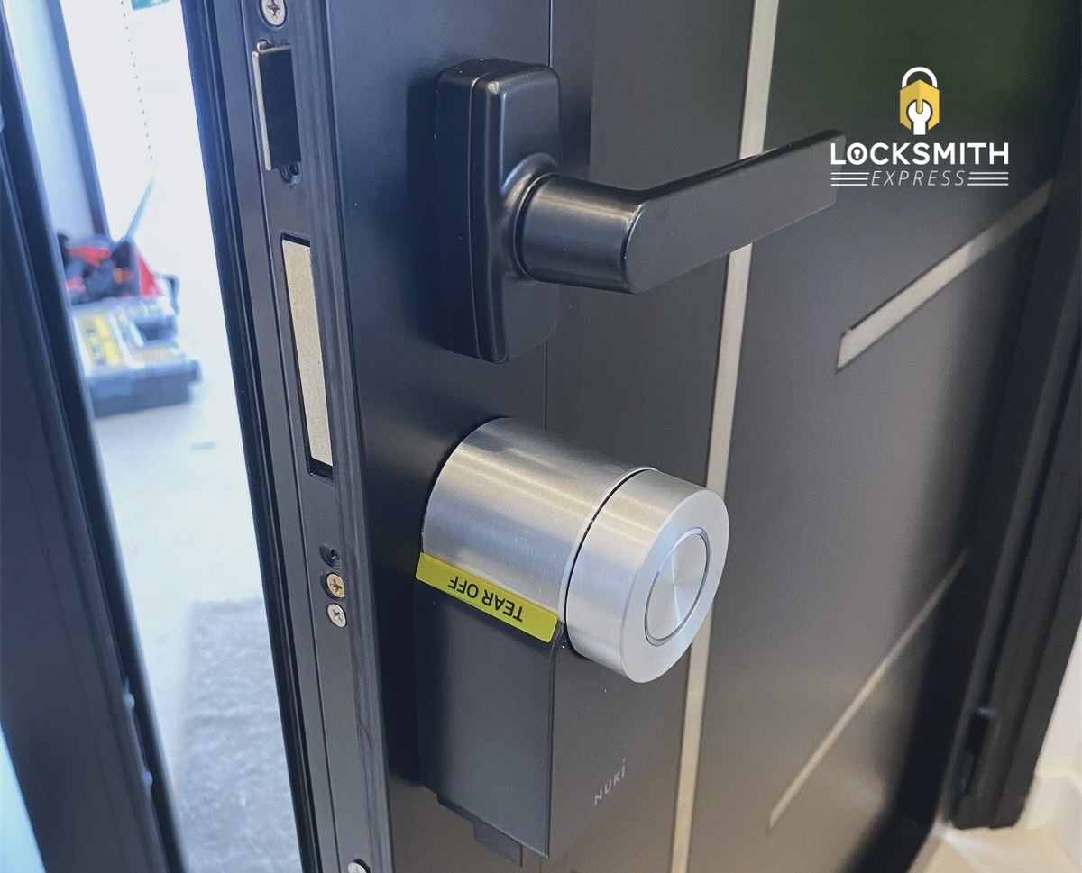 Locksmith Express Costa del Sol - Marbella - Reparación de puertas de garaje