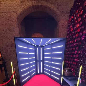 Fotoboo - Castelldefels - Alquiler de fotomatón para vídeo