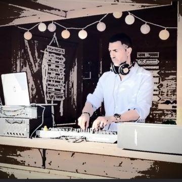 InusualDJ - Barcelona - DJ para bodas