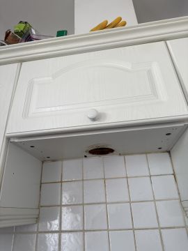 Electricista para la instalación o reemplazo de extractores de cocina