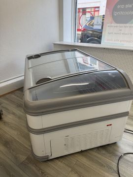 Refrigerator Repairman