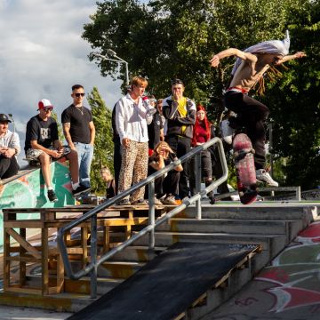 Skate Lesson with Dario - Carlow - Skateboarding Lessons