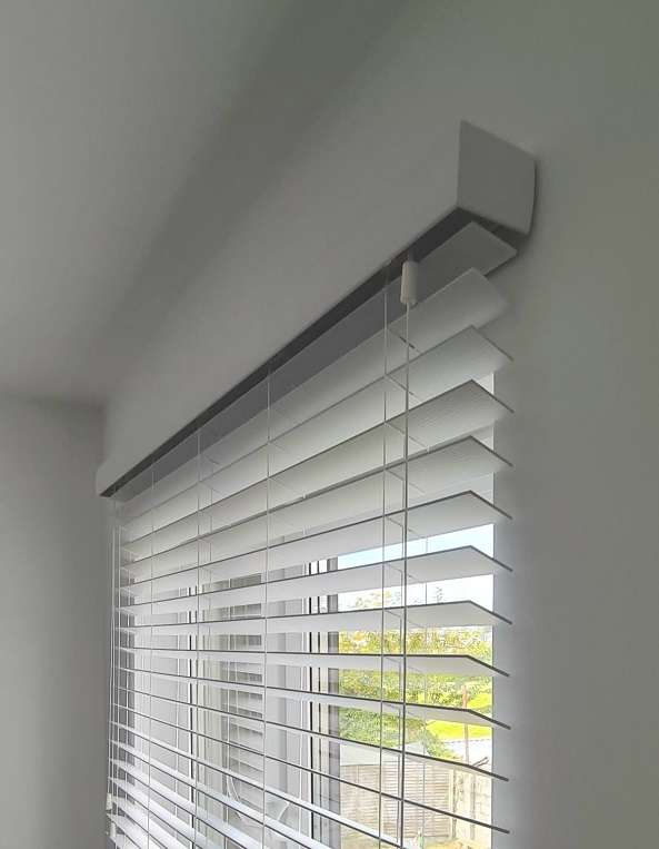 Ad Solutions Awnings, Blinds and Shutters - Meath - Markise montieren