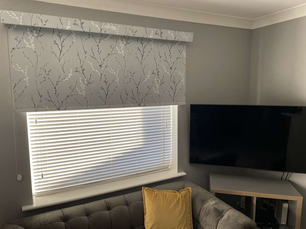 Ad Solutions Awnings, Blinds and Shutters - Meath - Fassadenmaler