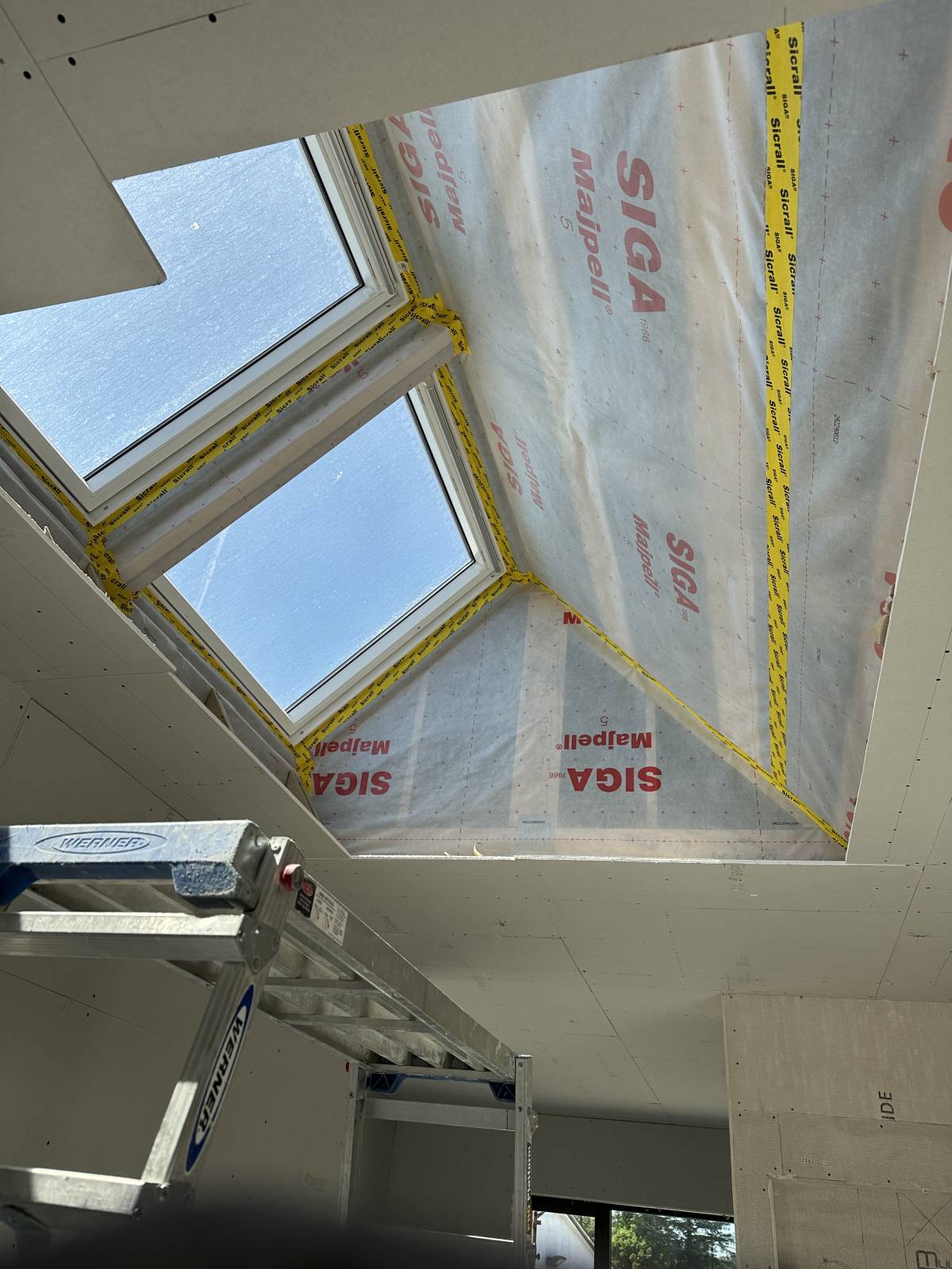 Berkich Construction Ltd. - Laois - Trockenbau reparieren und Oberflächenstruktur geben