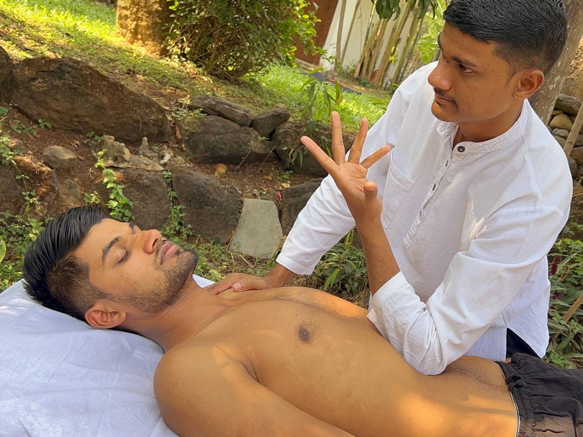 Chetan Anand - Pune City - Facial (for men)