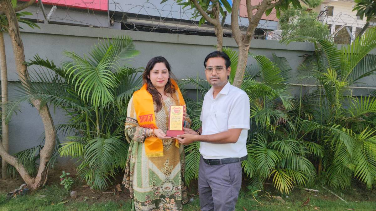 Taarot With Shippra - S.A.S.Nagar (Mohali) - Tarot Card Reader Entertainment