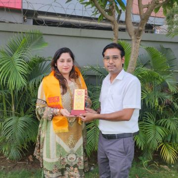 Taarot With Shippra - S.A.S.Nagar (Mohali) - Tarot Card Reader Entertainment