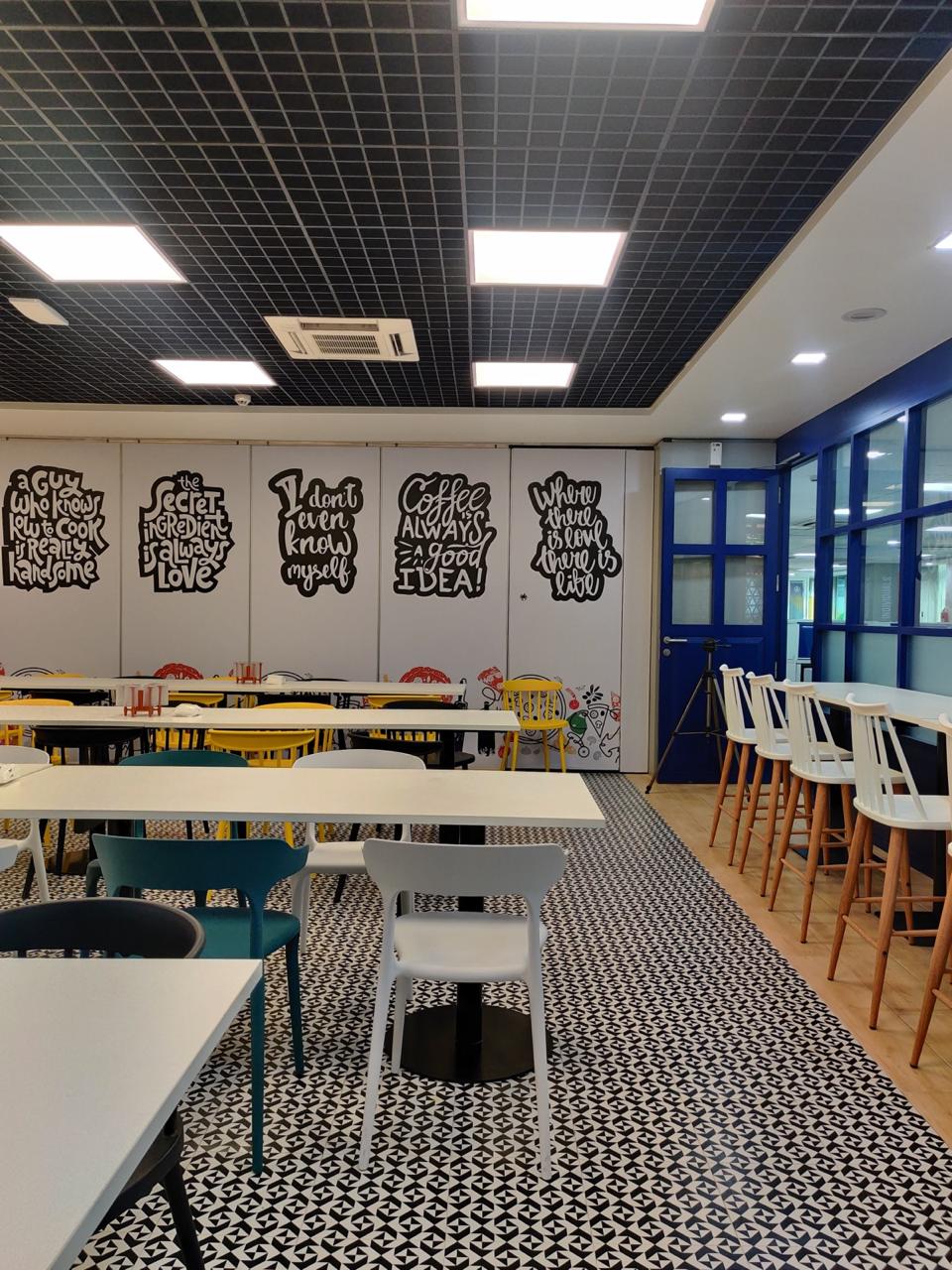 V' Atelier - Pune City - Drapery Installation or Replacement