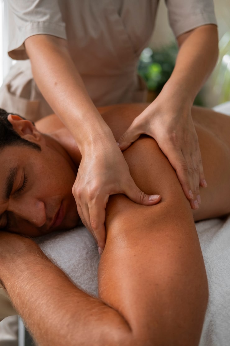 Raj Kashyap Massage Therapist - Jogeshwari West - Body wrap