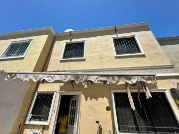 Awning Repairman