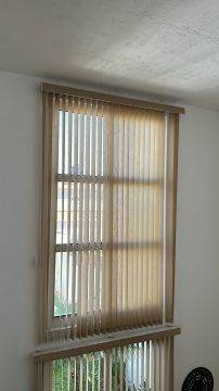 Instalador de cortinas