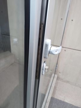 Door Repairman