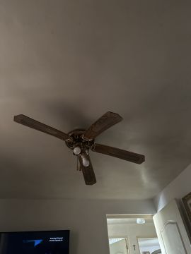 Electricista para la instalación de ventiladores
