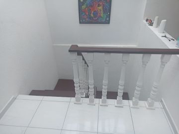 Adición o remodelación de escaleras