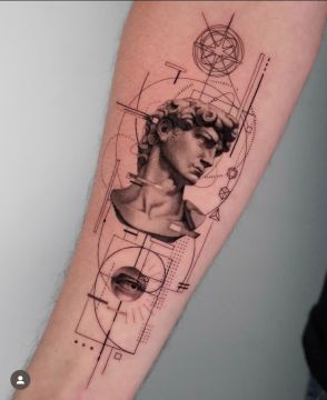 Tatuajes y piercings