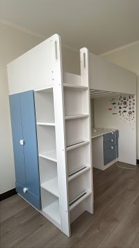 Montador de muebles de IKEA