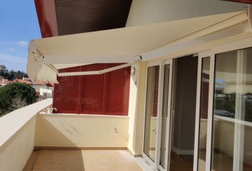 Awning Repairman
