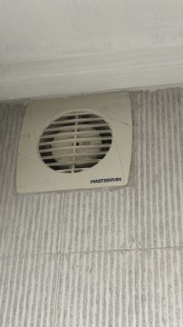 Electricista para instalación o reemplazo del ventilador del baño