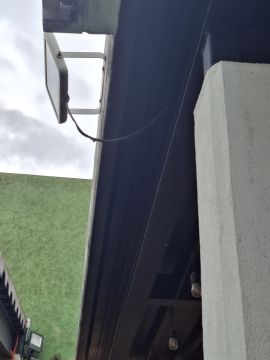Gutter Installer
