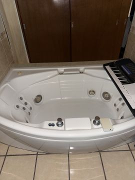 Hot Tub & Spa Repair Specialist
