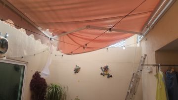 Awning Repairman