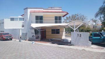 Awning Repairman