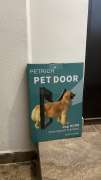 Instalación de la puertas para mascotas