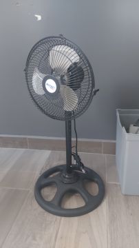 Fan Repairman