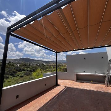 Grupo Terraza - San Miguel de Allende - Awning Installation