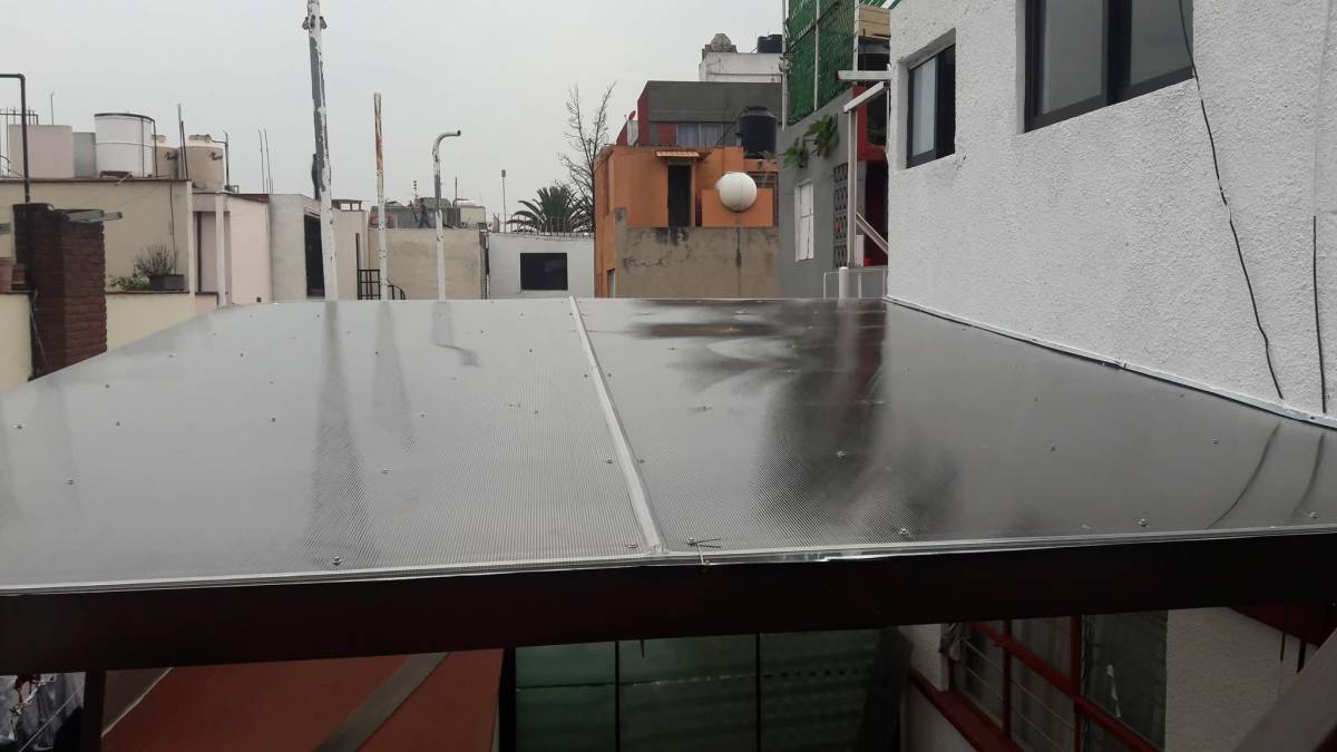 Dreams Container - Iztapalapa - Instalación de escaleras