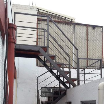 Dreams Container - Iztapalapa - Reparación de barandillas