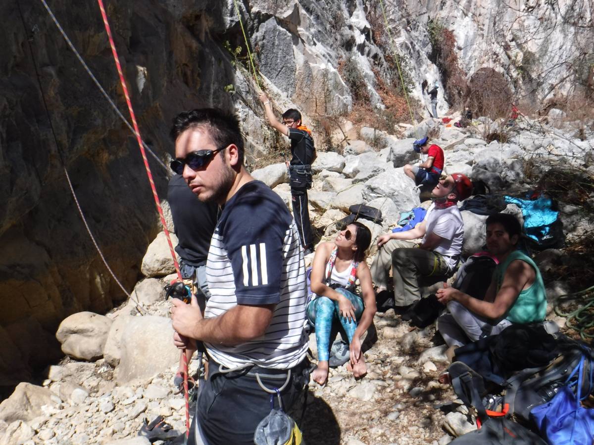 CARNEROS Turismo de Aventura - García - Clases privadas de natación (para mí o mi grupo)