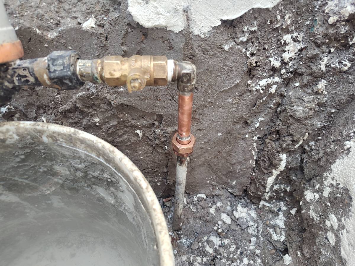 Servicios Integrales Gómez: Electricidad y Plomería Profesional en SJR. - San Juan del Río - Mantenimiento o reparación de fontanería exterior